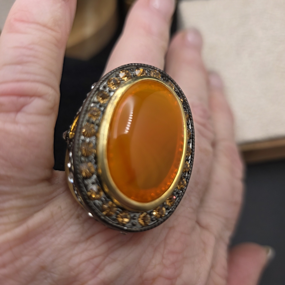 Stunning Oval Statement Ring (2263) - image 3